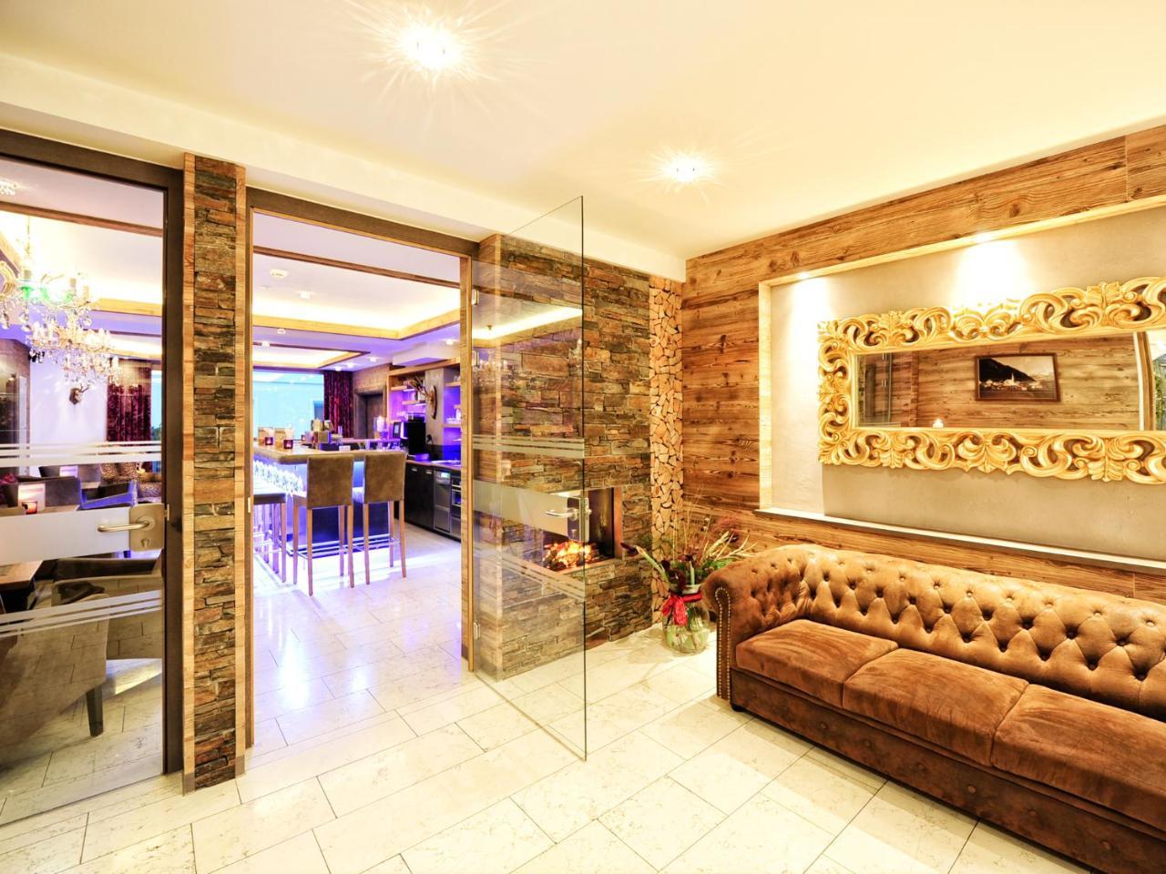 Hotel Ferienglueck อิสชเกิล ภายนอก รูปภาพ
